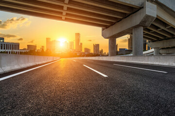 HTML中打开网址的多种方法与实现技巧